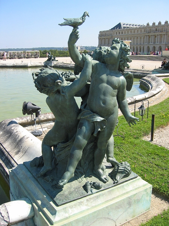 013 Versailles statue.jpg